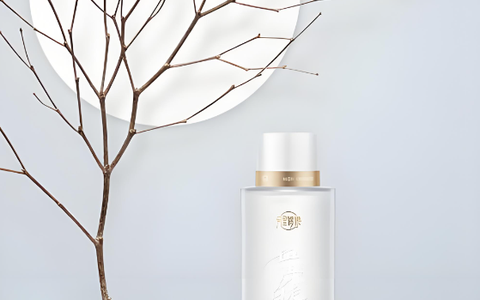 50岁女人，买护肤品别太看重品牌！这几个老国货，抗老效果很不错