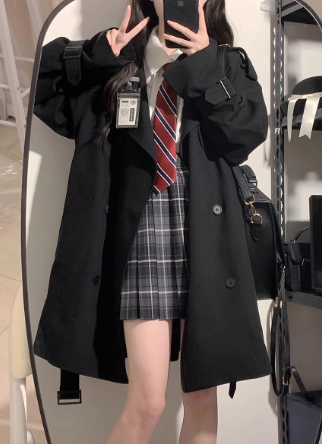 小个子的姐妹们应该怎么选风衣？风衣秋冬搭配