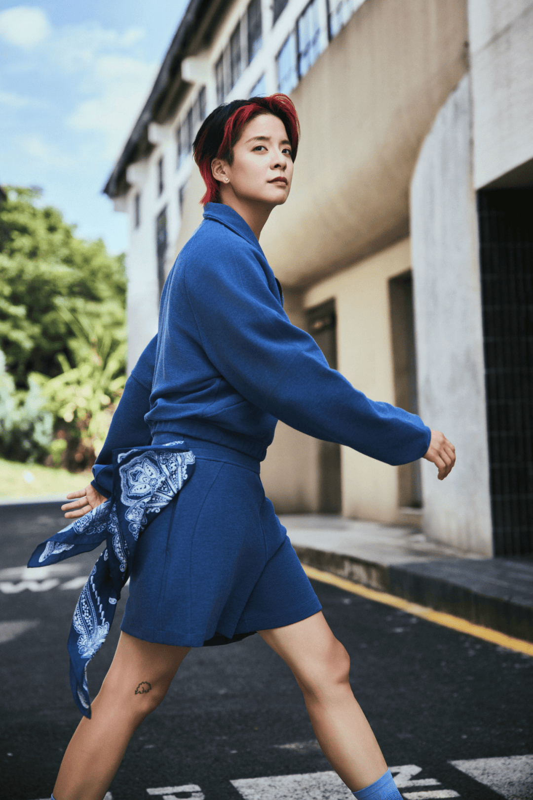 Jennie、宋慧乔，入秋女神都爱运动装！