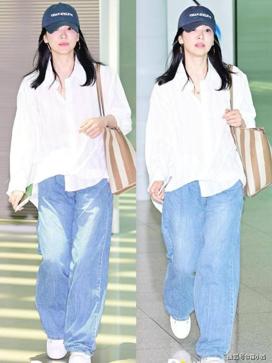 女人过了40岁，少穿牛仔裤+T恤，学“宋慧乔”的穿搭，高级又洋气