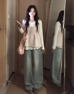 秋季还不知道怎么穿?这三套直接美到心巴上!普通人快来照抄!