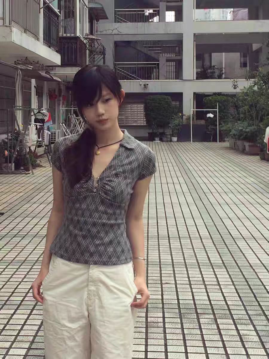 这三套古早感穿搭，温柔又怀旧，日常穿超显气质