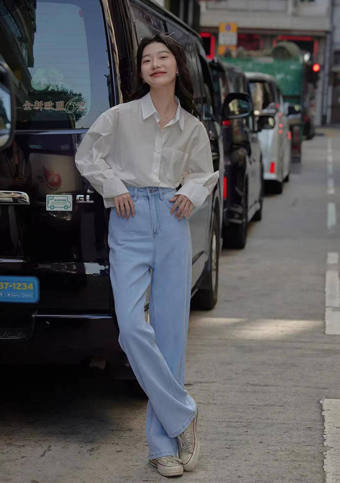 “衬衫+牛仔裤”是早秋的顶流吧！松弛又高级，有大女主气质