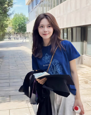 赵今麦甜美可爱，少女感穿搭绝了！