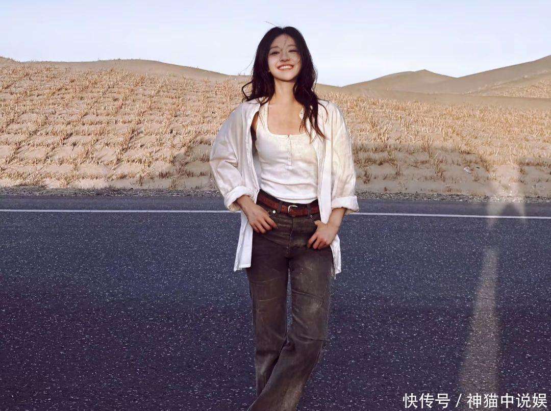 大气又舒服，李兰迪的一组美照令人惊艳