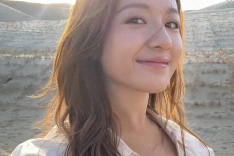 大气又舒服，李兰迪的一组美照令人惊艳