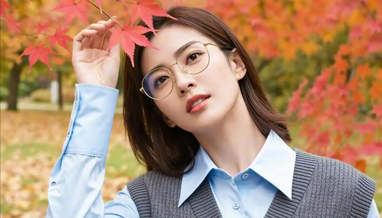 入秋怎么穿才洋气？“高智感”让女生更具吸引力，时髦保暖两不误