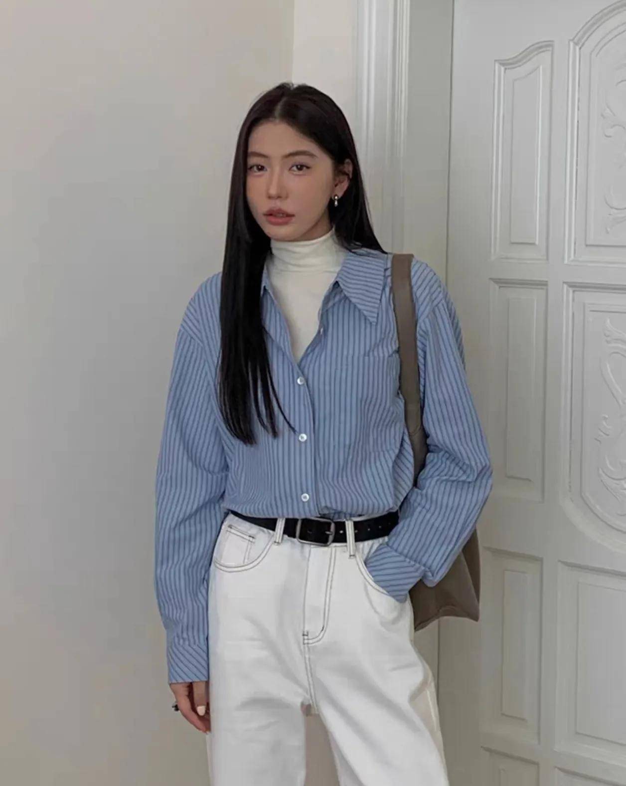 “衬衫+牛仔裤”是早秋的顶流吧！松弛又高级，有大女主气质