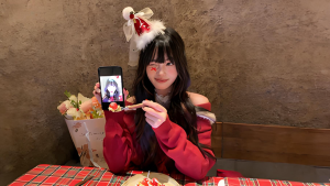 🎄圣诞节还不知道穿什么出去玩？这几套让你嘎嘎出片！
