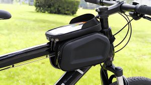 骑行党必看：不用花大价钱，这 4 件小装备直接给你体验拉满🚴！